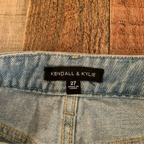 Kendall and Kylie womens size 27 light blue denim mini skirt with zipper - Picture 2 of 6